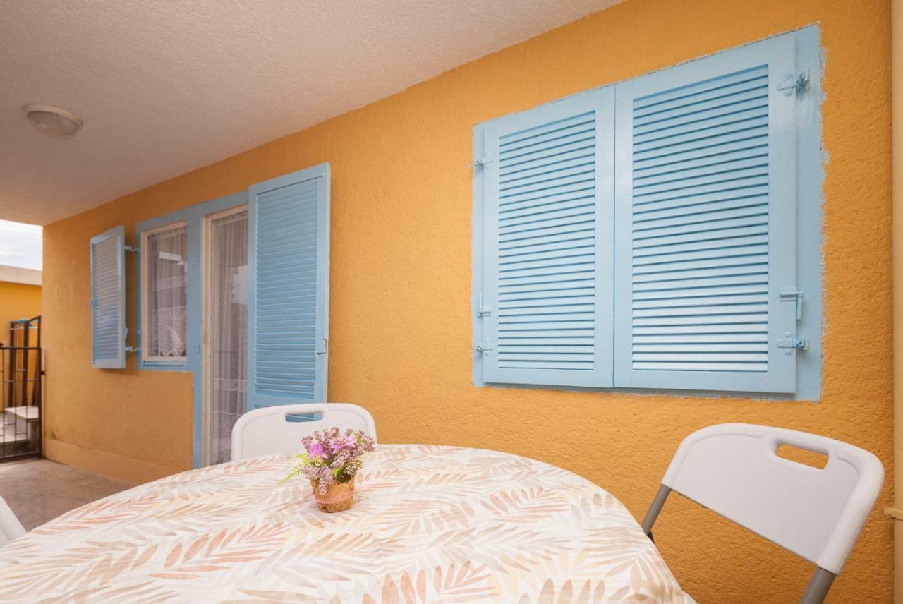 Apartamento Miramare Pomer Exterior foto