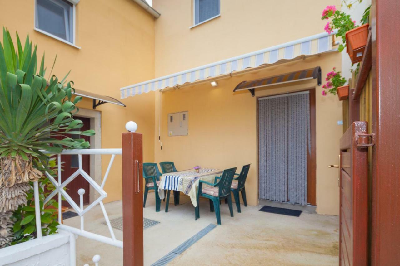 Apartamento Miramare Pomer Exterior foto