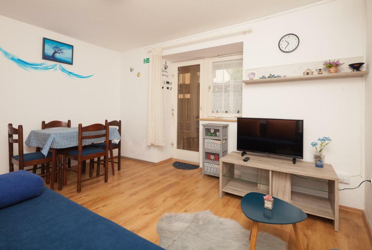 Apartamento Miramare Pomer Exterior foto